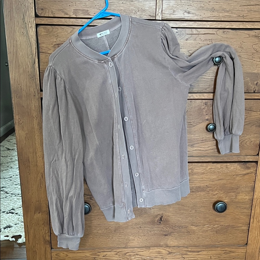 LA made cardigan